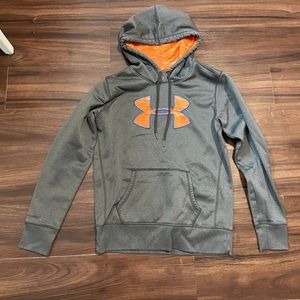WOMENS UNDER ARMOUR SWEATSHIRT